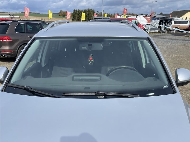 Volkswagen Tiguan 2,0 TDi 4-Motion 125kw VADA MO - fotka 23 z 25