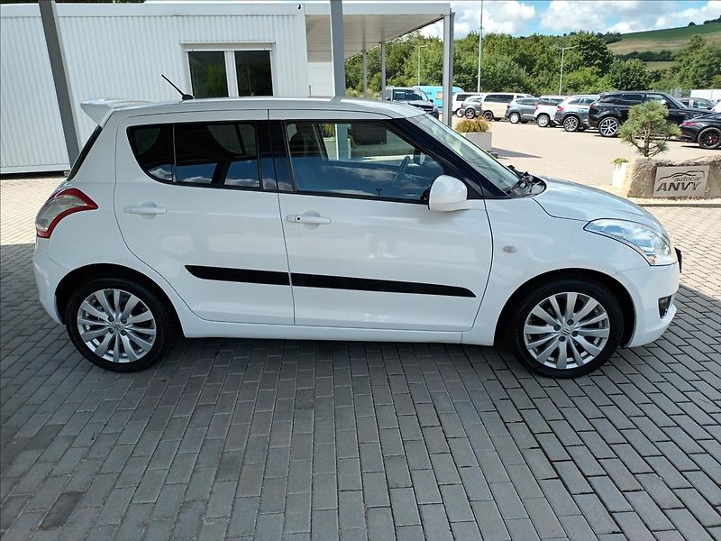 Suzuki Swift 1,2 ČR,1MAJ,SERVISKA,AUTOMAT - fotka 4 z 39