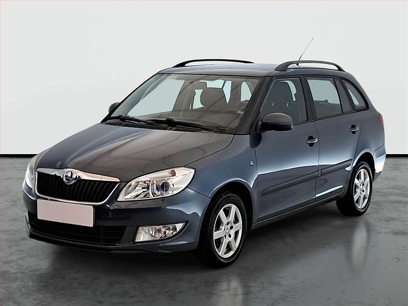 Škoda Fabia (2011) 1.2 TSI, Xenony, Tempomat - fotka 2 z 15
