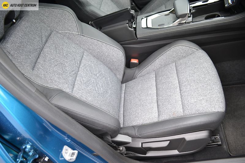 Renault Austral TECHNO MHEV 160 AUTO - fotka 12 z 51