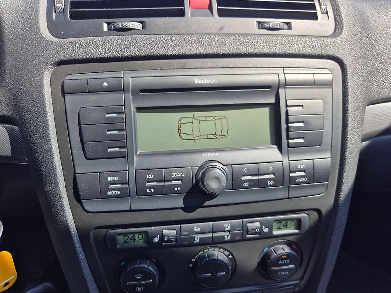 Škoda Octavia 2.0TDi 103kW AUTOMAT, nová STK - fotka 17 z 25