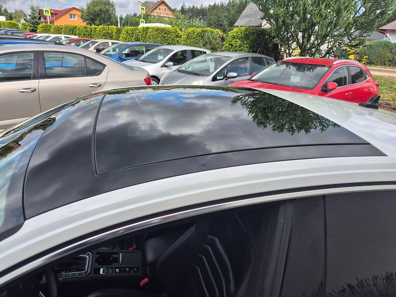 Volkswagen Arteon 2.0 TDI DSG 4x4  DPH ROZVODY - fotka 31 z 32