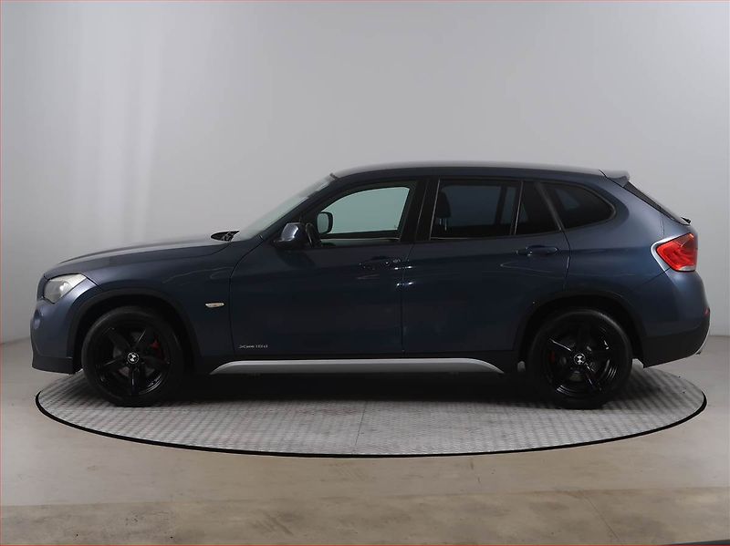 BMW X1 (2012) xDrive18d, 4X4, Automat - fotka 3 z 16