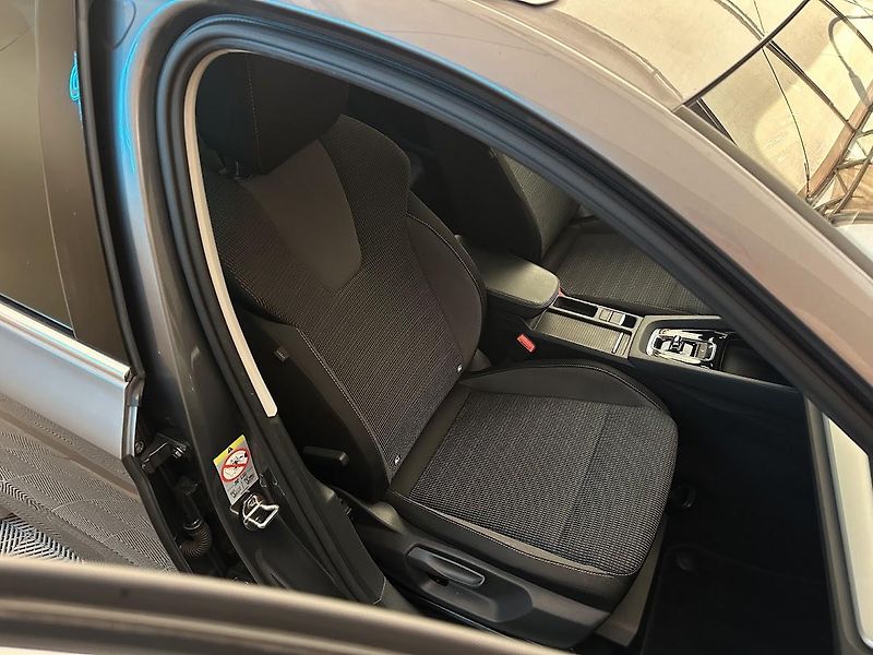Škoda Octavia (2023) SW 1.0 TSI Clever DSG 81 kW - fotka 13 z 22
