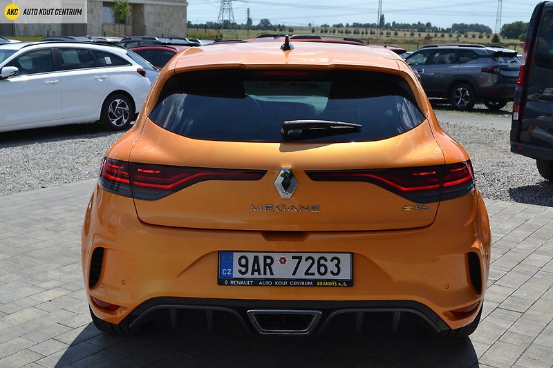 Renault Mégane R.S. TROPHY 1.8TCE 300 EDC - fotka 4 z 54