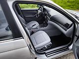 BMW Řada 3 320iAUTOMAT 6VÁLCŮ*BEZ KOROZE* - náhled 28