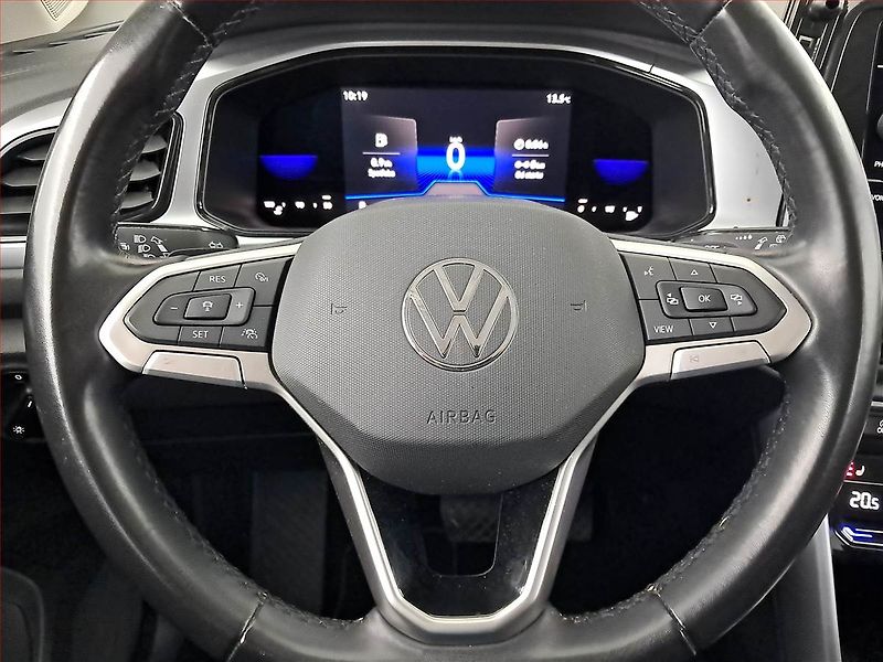 Volkswagen T-Roc (2022) 1.5 TSI - fotka 19 z 19