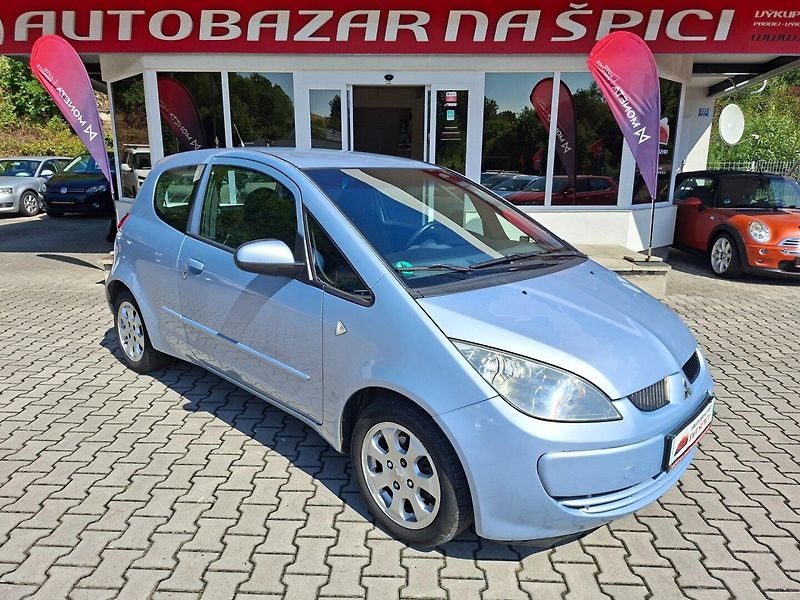 Mitsubishi Colt (2005) 1.3i 70kW AUT -KLIMATIZACE - fotka 2 z 24