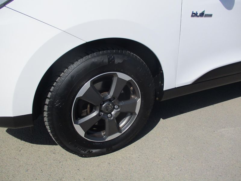 Hyundai ix35 1.6 GDi 99kW FINAL BLUE DRIVE - fotka 22 z 46