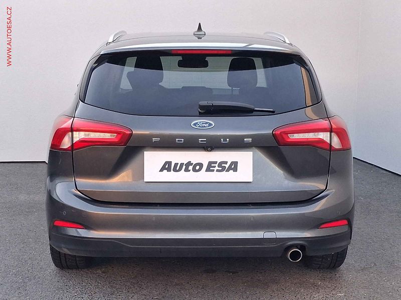Ford Focus (2019) 1.5 TDCi, ČR, Titanium, LED - fotka 5 z 18