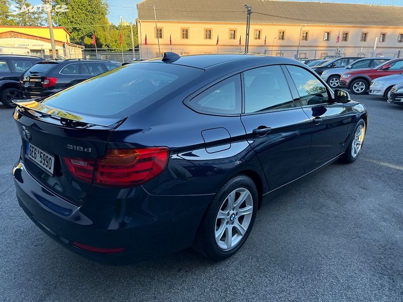BMW Řada 3 GT, manual - fotka 3 z 12