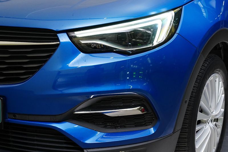 Opel Grandland X - fotka 9 z 27