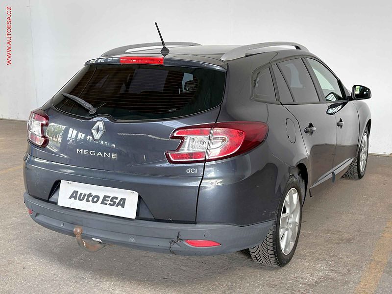 Renault Mégane (2013) 1.5dCi, ČR, autoAC, temp - fotka 4 z 15