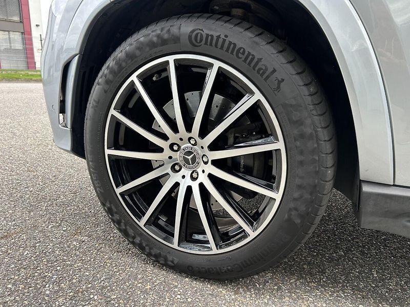 Mercedes-Benz GLS 400d 4MATIC AMG AIRMATIC - fotka 8 z 31