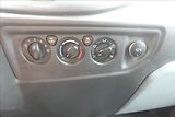 Ford Transit 2,2 TDCi  L2H2 9MÍST BUS KLIMA - náhled 27