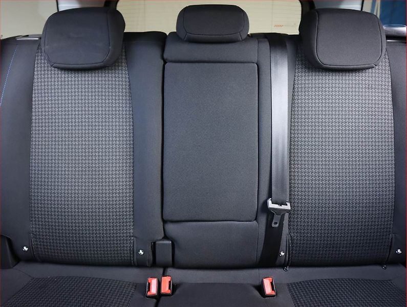 Peugeot 308 (2019) Style 1.2 PureTech, Automat - fotka 10 z 21