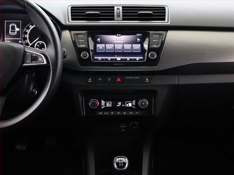 Škoda Fabia (2020) Style 1.0 TSI, Tempomat - fotka 9 z 15