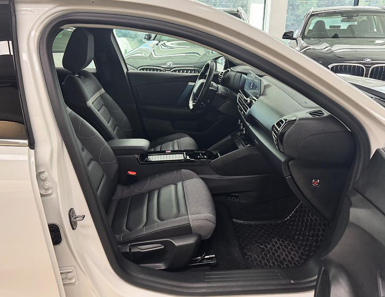 Citroën ë-C4 X 1.MAJITEL, ČR, DPH,V ZÁRUCE - fotka 13 z 32