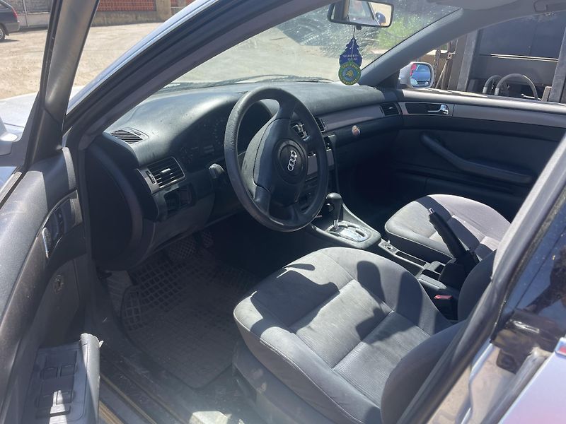 Audi A6 (2002) 2.5 TDI 110Kw náhradní díly - fotka 4 z 7