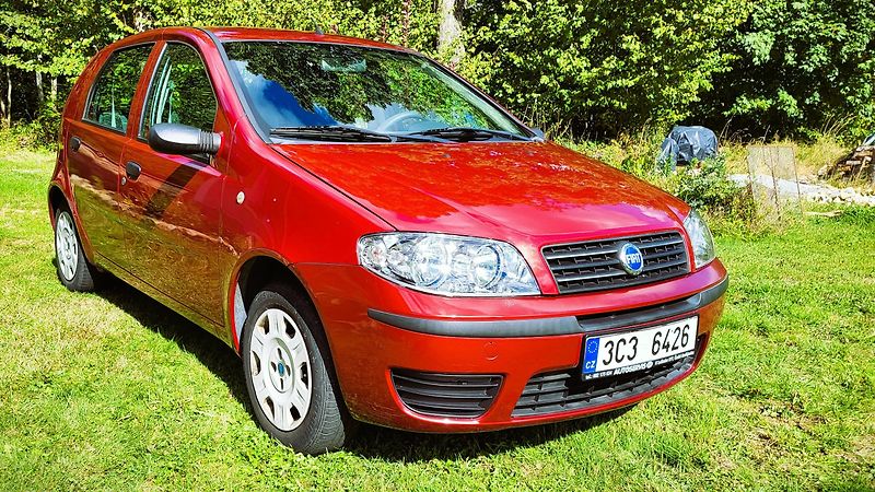 Fiat Punto (2007) - fotka 3 z 9