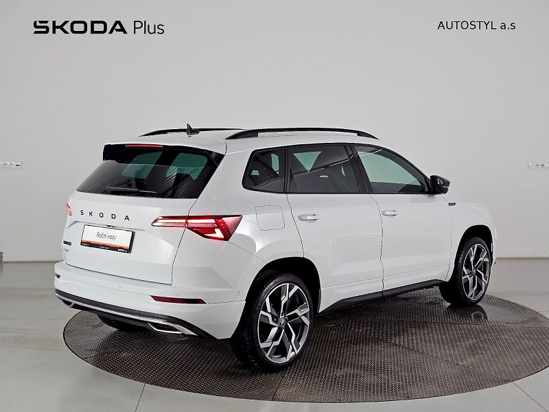 Škoda Karoq (2025) 1.5TSi 110kW DSG SPORTLINE TAŽ - fotka 2 z 35