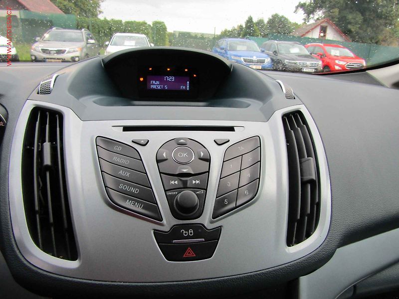 Ford C-MAX (2013) 1.6i, ČR, AC - fotka 16 z 18