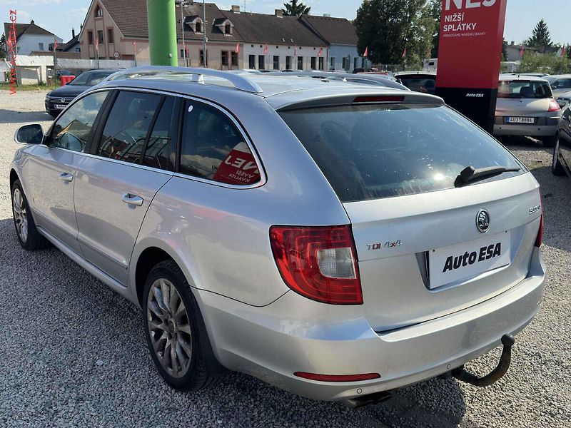 Škoda Superb (2012) 2.0 TDi 4x4, ČR, Bixen - fotka 6 z 22