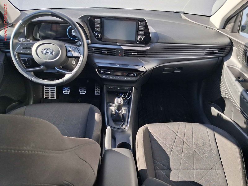 Hyundai Bayon (2021) 1.0 T-GDi, AC, tempo, park - fotka 8 z 15