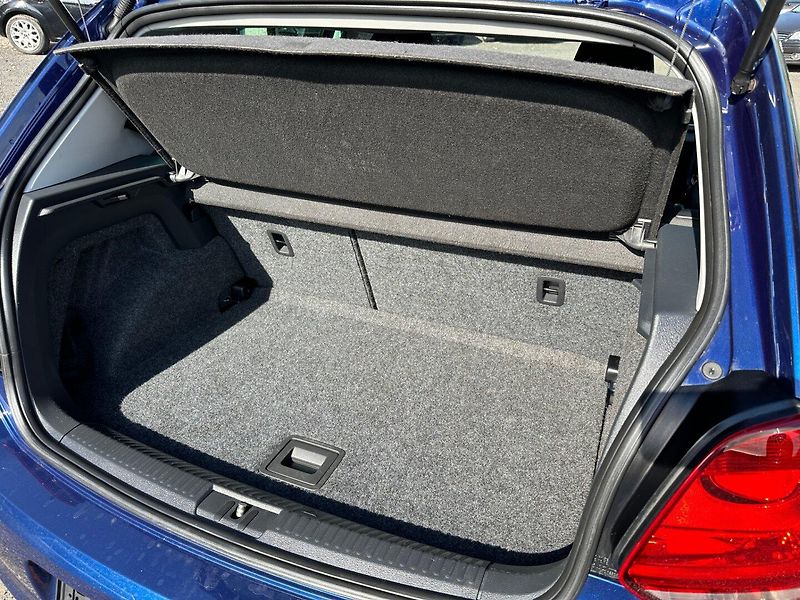 Volkswagen Polo (2012) 1,4 16v Style - fotka 12 z 28