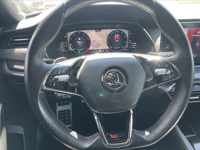 Škoda Octavia 2,0 TSi 180kw RS DSG Style Plu - fotka 14 z 39