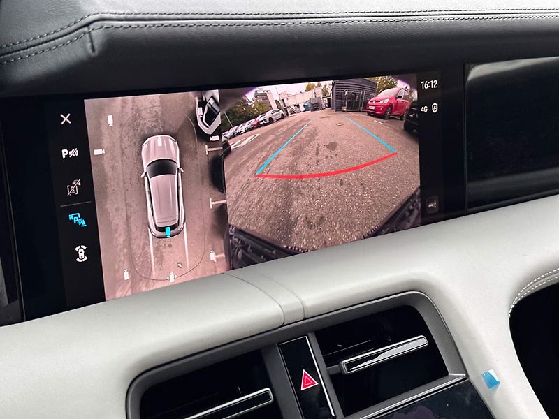 Porsche Taycan Sport Turismo HuD 360 Inno Chr - fotka 12 z 20