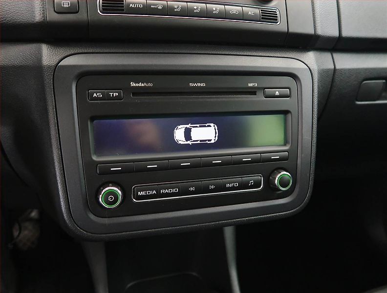 Škoda Roomster (2012) 1.2 TSI, Serv.kniha - fotka 15 z 19
