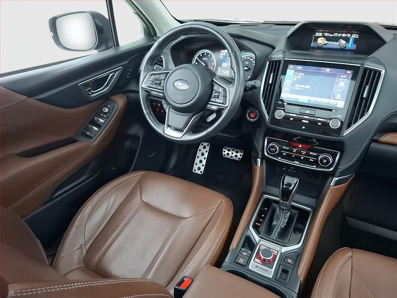 Subaru Forester (2020) 2.0 e-Boxer MHEV - fotka 7 z 25