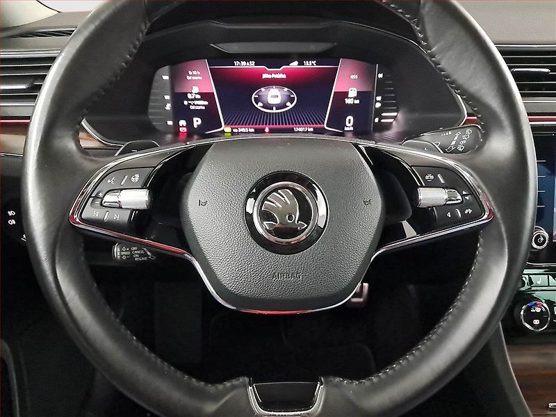 Škoda Superb (2021) Scout 2.0 TDI - fotka 20 z 23