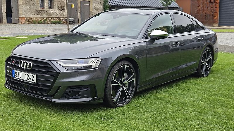 Audi S8 (2021) - fotografie inzerátu