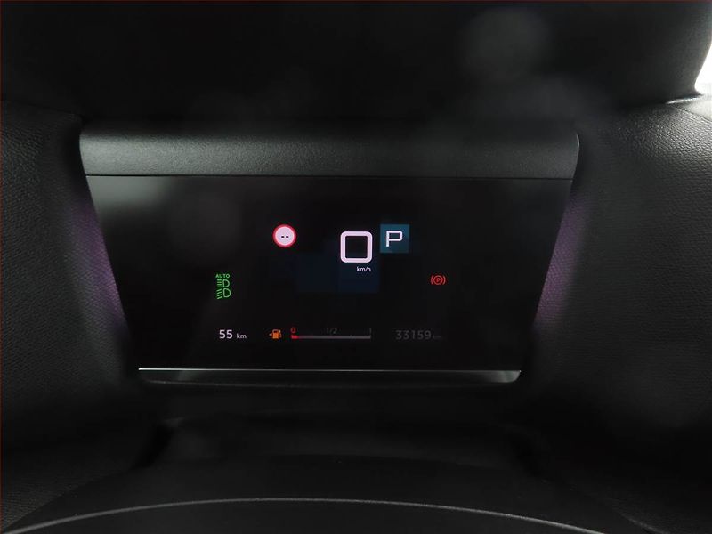 Citroën C4 X (2023) Feel Pack 1.2 PureTech - fotka 11 z 15
