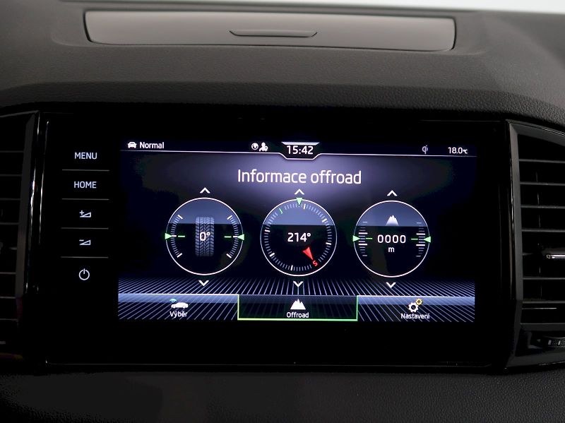 Škoda Karoq (2021) SPORTLINE 2.0TDI 110KW 4x4 DSG - fotka 28 z 43