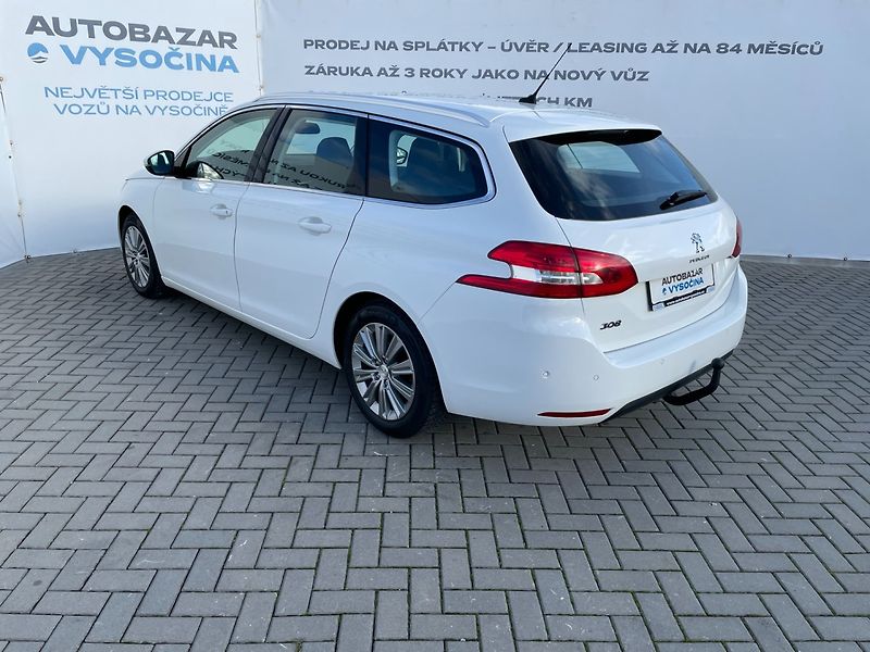 Peugeot 308 (2019) SW 1.5HDi 96kW Allure! - fotka 6 z 34