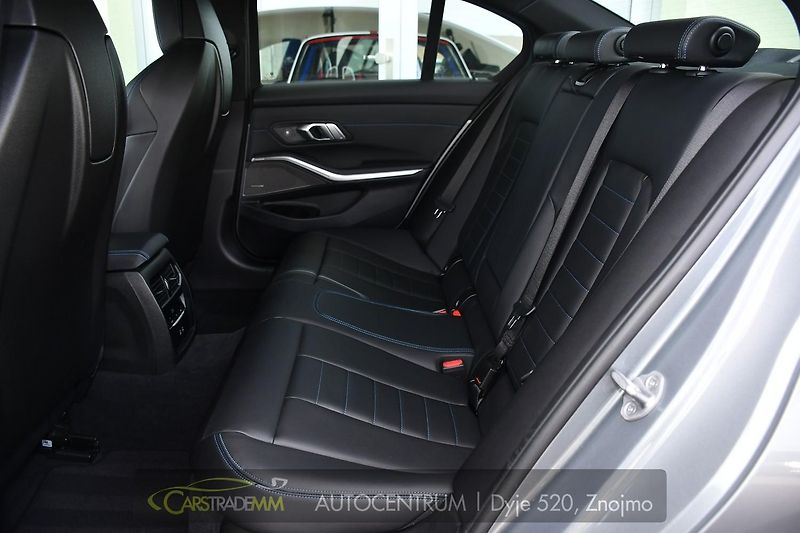 BMW Řada 3 320D xD M-SPORT ČR 1.M HUD H/K - fotka 13 z 58