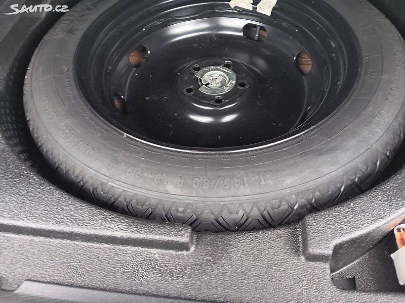 Audi Q3 2.0 TDI 130kW QUATTRO - fotka 32 z 32
