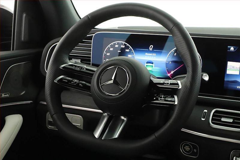 Mercedes-Benz GLE (2025) 450 d - fotka 8 z 27
