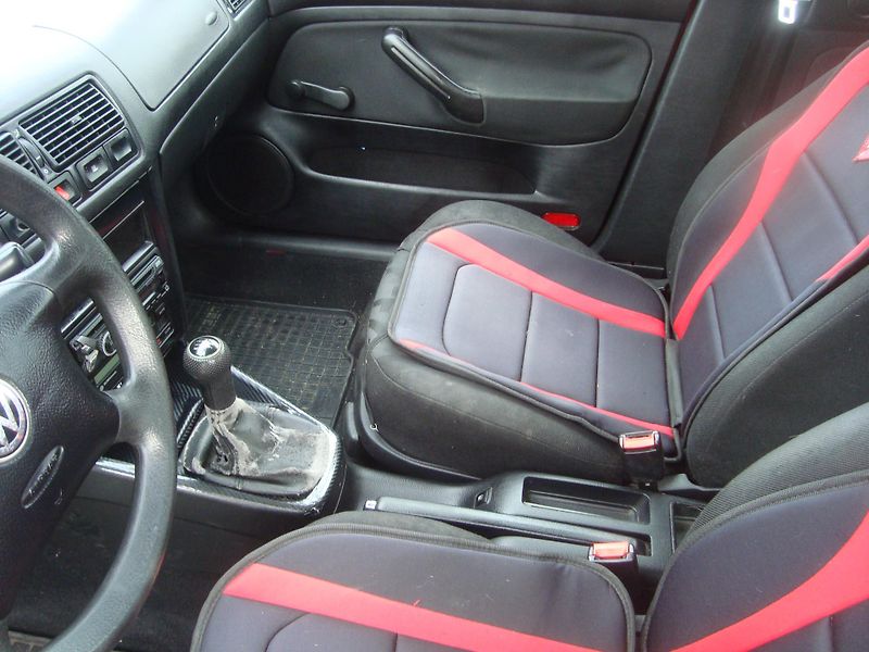 Volkswagen Golf (2000) 1,4 - fotka 10 z 13