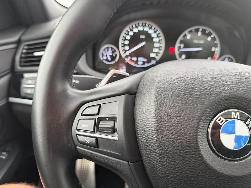 BMW X3 3.0d*190kw*4x4*M-Packet*Pano* - fotka 22 z 44