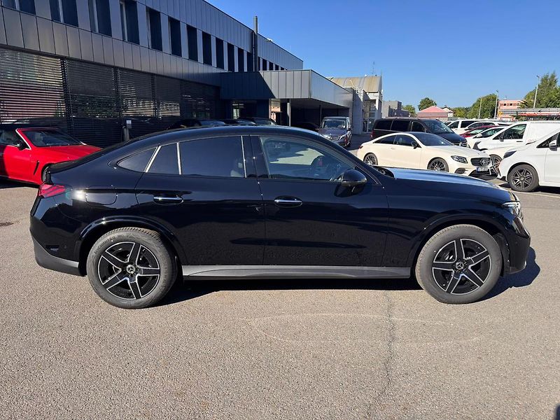 Mercedes-Benz GLC (2026) 220 d 4MATIC kupé - fotka 8 z 24