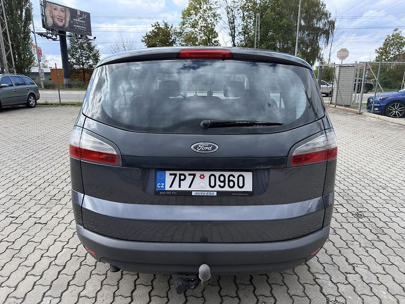 Ford S-MAX 1.8 TDCi 92 kW Titanium 7 míst - fotka 4 z 16