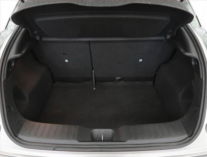 Nissan Juke (2023) 1.0 DIG-T, Navi, Tempomat - fotka 14 z 20