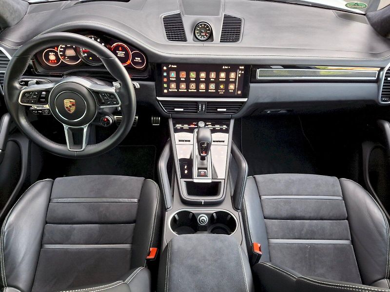 Porsche Cayenne (2023) GTS 4,0 338kW - fotka 5 z 35