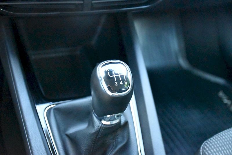Škoda Octavia (2022) Ambition 2.0 TDI 85kW - fotka 24 z 31