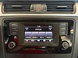 Škoda Rapid (2016) 1.2 TSI, AC, temp. - náhled 11
