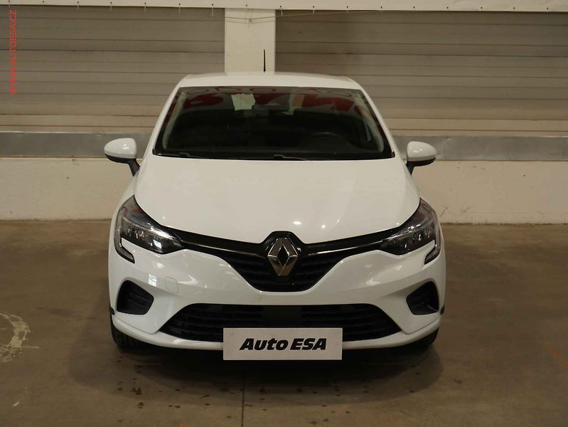 Renault Clio (2022) 1.0 TCe, 1.maj,ČR, LED, AC - fotka 2 z 16